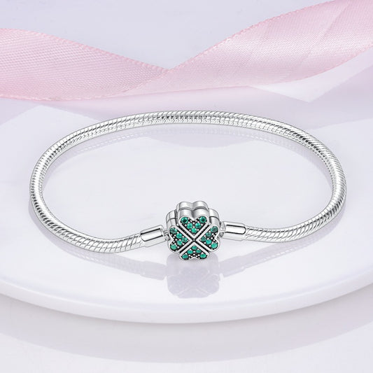Four-leaf clover zirconium bracelet