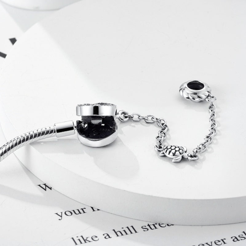 Starfish, seashell, and sea turtle bracelet